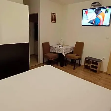 & Andria Ξενοδοχείο 4*